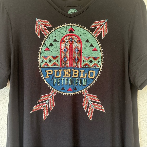 Double D Ranch Pueblo Petroleum Embroidered Beaded Graphic Tee sz M - Picture 6 of 12